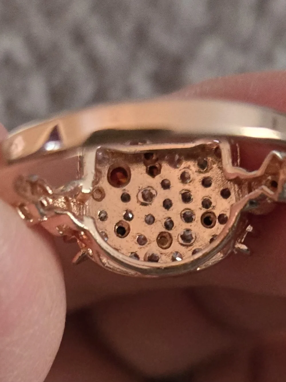 *Fragrant Jewels* Rose Gold Hello Kitty Crystal Ring